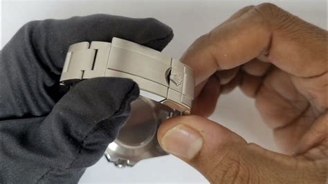 clasp clips buckle for rolex|how to adjust rolex clasp.